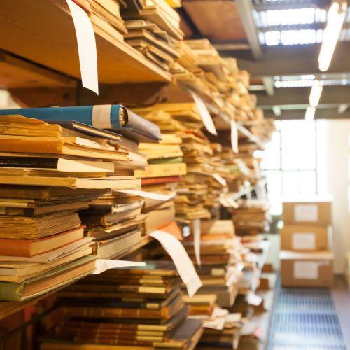 Une multitude de livres d'occasion vous attend dans notre boutique près de Pithiviers. 